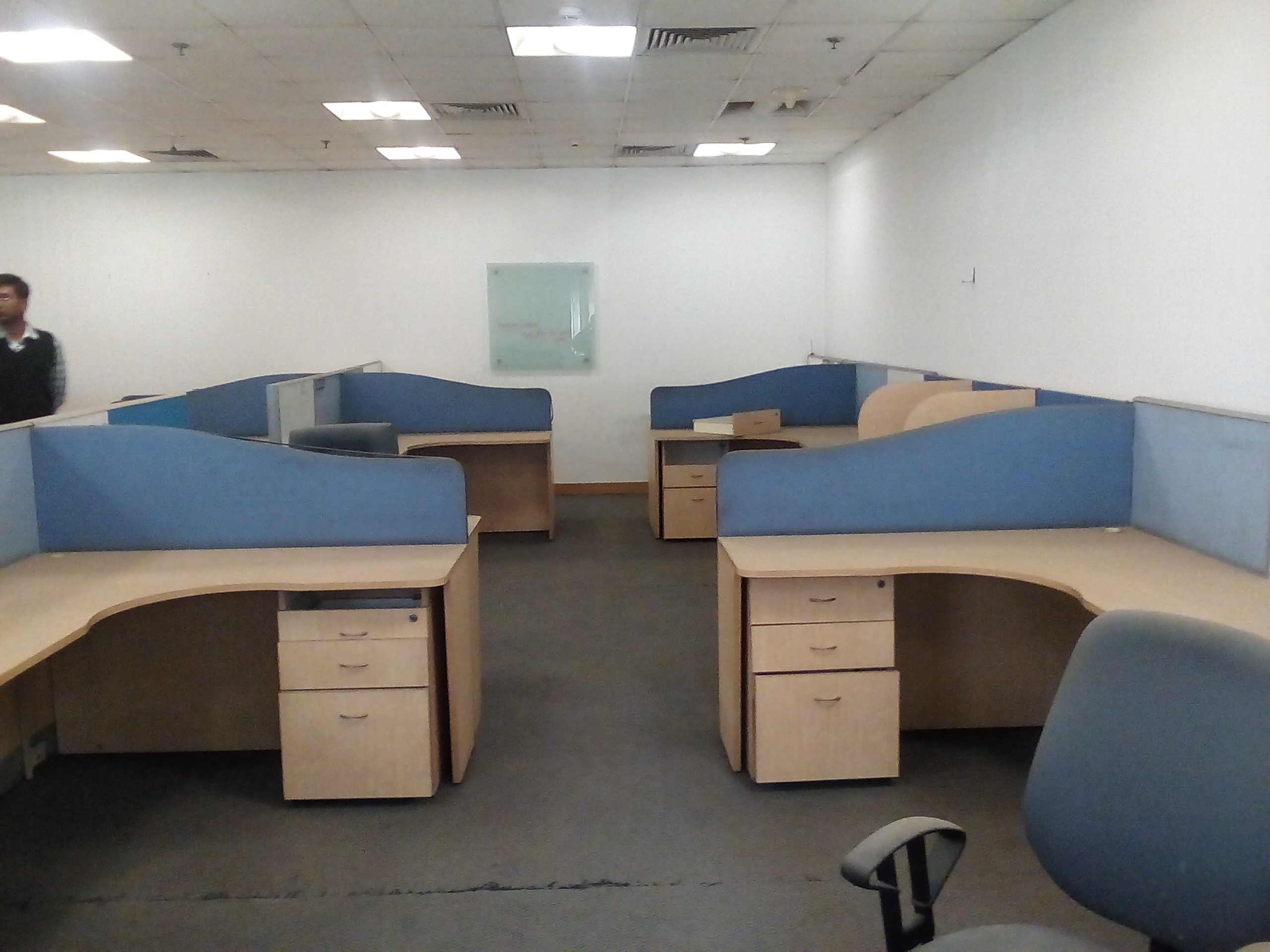 FULLY FURNISHED SPACE WITH PLUG N PLAY FACILITY